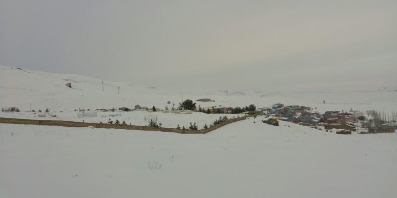 Köyde kış manzarası